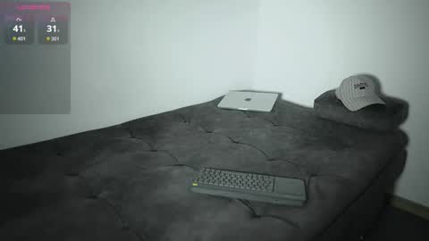 Snapshot of simoon_01 chatting on 11-14-25, 06:12 SIMOON online show from 11-14-25, 06:12