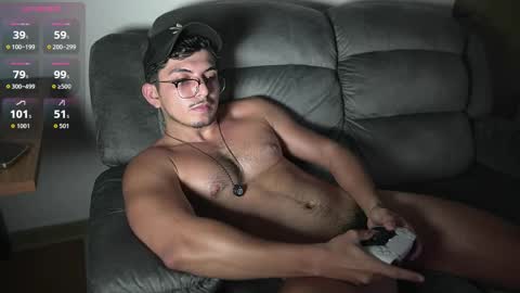 Snapshot of simoon_01 chatting on 12-05-25, 08:23 SIMOON online show from 12-05-25, 08:23