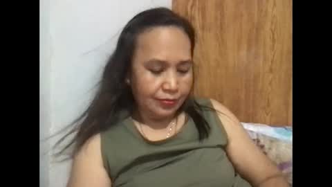 Snapshot of simplecity45 chatting on 02-04-25, 09:28 Carolyn online show from 02-04-25, 09:28