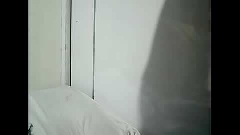 Snapshot of simplecity45 chatting on 11-09-25, 10:19 Carolyn online show from 11-09-25, 10:19