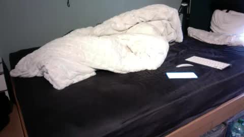 Snapshot of simplyminded chatting on 01-11-26, 12:10 simplyminded online show from 01-11-26, 12:10