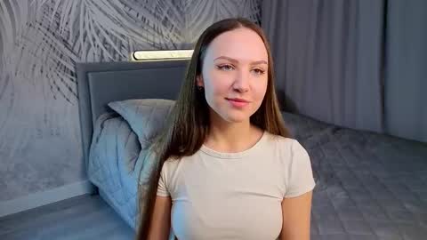 Snapshot of simplyzoe chatting on 03-11-26, 04:18 Zoe online show from 03-11-26, 04:18