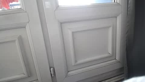 Snapshot of simur_sahso chatting on 02-12-25, 02:43 Sofi wed. - sat. 11am - 11 pm and Santi with Sofi sun.. - tue. 11 am - 5 pm  europe online show from 02-12-25, 02:43