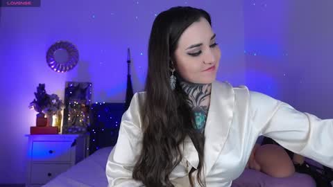 Snapshot of sindeleros chatting on 12-03-24, 01:32 Ms. Sindel online show from 12-03-24, 01:32