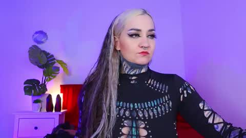 Snapshot of sindeleros chatting on 09-14-25, 11:53 Ms. Sindel online show from 09-14-25, 11:53