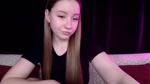 Sindi online show from 01-16-25, 01:36