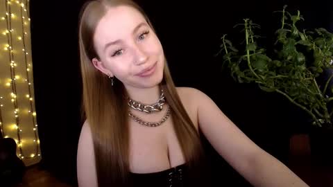 Sindi online show from 10-13-25, 12:16