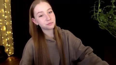 Sindi online show from 10-20-25, 01:55