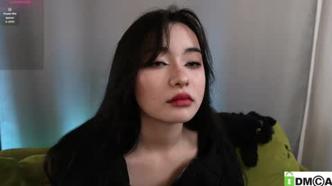 Snapshot of sindy_cet chatting on 05-16-26, 07:45 Eva online show from 05-16-26, 07:45