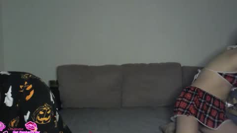 Snapshot of sinfulldesires chatting on 11-16-25, 08:03 Two4Fun online show from 11-16-25, 08:03