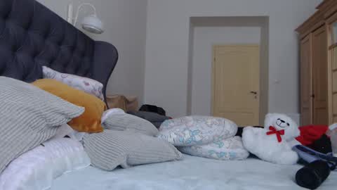 Snapshot of single_fox_4u chatting on 09-11-25, 06:24 Lina online show from 09-11-25, 06:24