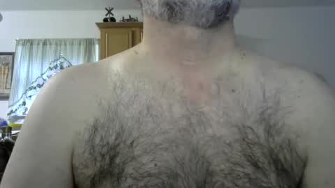 Snapshot of singleguy137 chatting on 09-30-25, 11:32 Singleguy137 online show from 09-30-25, 11:32