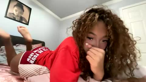 Snapshot of sinn3er chatting on 07-16-26, 07:14 sinn3er online show from 07-16-26, 07:14