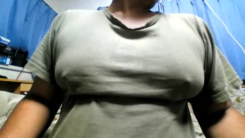 Snapshot of sinta1218 chatting on 06-16-26, 12:08 sinta1218 online show from 06-16-26, 12:08