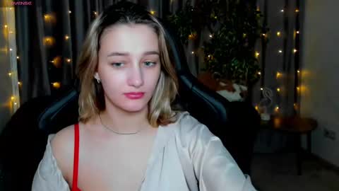 Sinty Noria online show from 03-10-25, 04:07