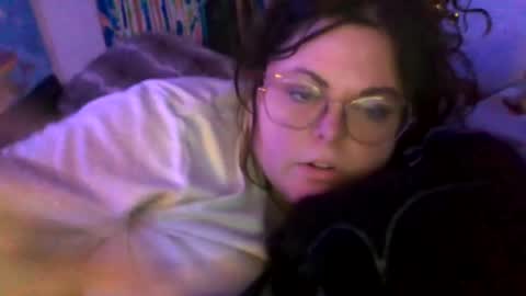 Snapshot of siofra chatting on 06-23-26, 01:47 Siofra online show from 06-23-26, 01:47