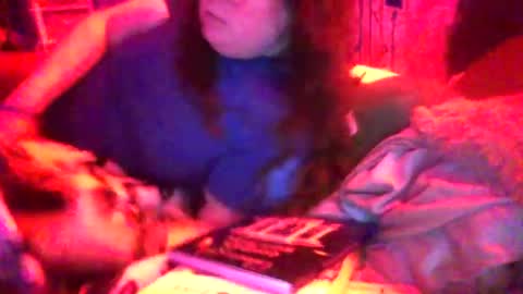 Snapshot of siofra chatting on 07-10-26, 12:19 Siofra online show from 07-10-26, 12:19