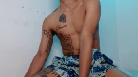 Snapshot of sir_black1 chatting on 12-04-25, 05:43 Sir black online show from 12-04-25, 05:43