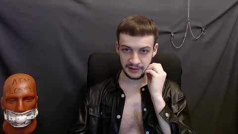 Snapshot of sir_damien chatting on 01-20-25, 03:04 Sir Damien online show from 01-20-25, 03:04