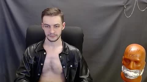 Snapshot of sir_damien chatting on 02-08-25, 02:36 Sir Damien online show from 02-08-25, 02:36