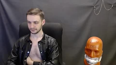 Snapshot of sir_damien chatting on 02-08-25, 08:21 Sir Damien online show from 02-08-25, 08:21