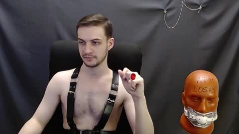 Snapshot of sir_damien chatting on 02-28-25, 08:39 Sir Damien online show from 02-28-25, 08:39