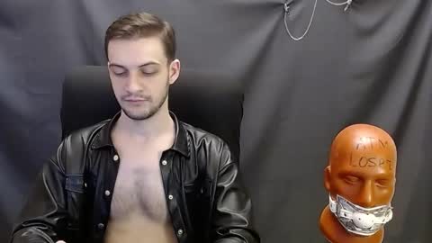 Snapshot of sir_damien chatting on 03-02-25, 03:13 Sir Damien online show from 03-02-25, 03:13