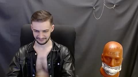 Snapshot of sir_damien chatting on 03-09-25, 03:22 Sir Damien online show from 03-09-25, 03:22