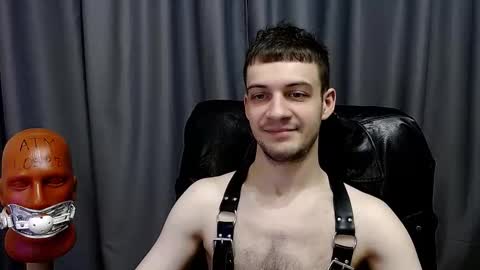 Snapshot of sir_damien chatting on 10-25-25, 03:03 Sir Damien online show from 10-25-25, 03:03