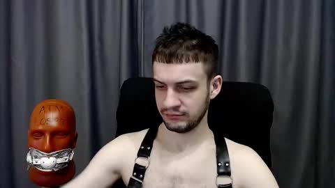 Snapshot of sir_damien chatting on 02-08-26, 05:00 Sir Damien online show from 02-08-26, 05:00