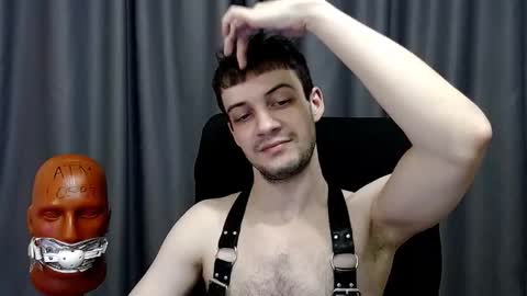 Snapshot of sir_damien chatting on 03-12-26, 08:48 Sir Damien online show from 03-12-26, 08:48