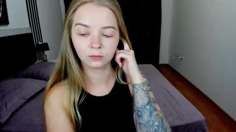 SirenaBloom online show from 07-28-26, 11:28