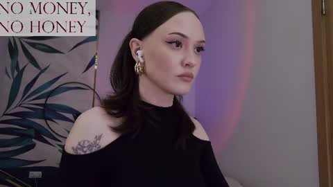 Snapshot of sirenaswhisper chatting on 06-24-26, 04:55 Goddess Sirena online show from 06-24-26, 04:55