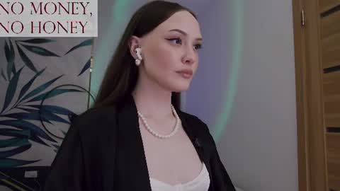 Snapshot of sirenaswhisper chatting on 07-26-26, 12:08 Goddess Sirena online show from 07-26-26, 12:08