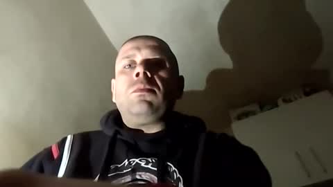 Snapshot of sirewa1885 chatting on 12-22-25, 05:59 sirewa1885 online show from 12-22-25, 05:59