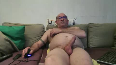 Snapshot of sirhc4 chatting on 03-23-26, 10:47 sirhc4 online show from 03-23-26, 10:47