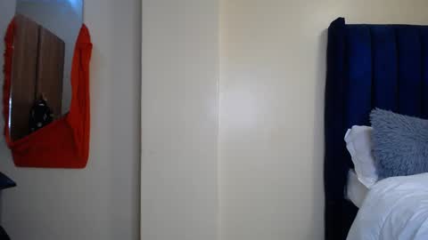 Snapshot of siri_saru chatting on 03-10-25, 01:01 Deey online show from 03-10-25, 01:01