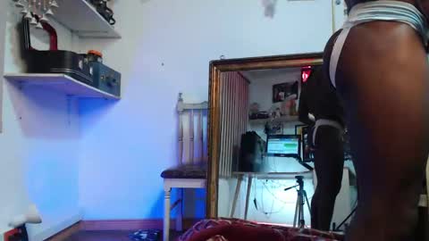 Snapshot of siriss_boyrag chatting on 03-07-25, 01:42 siriss_boyrag online show from 03-07-25, 01:42