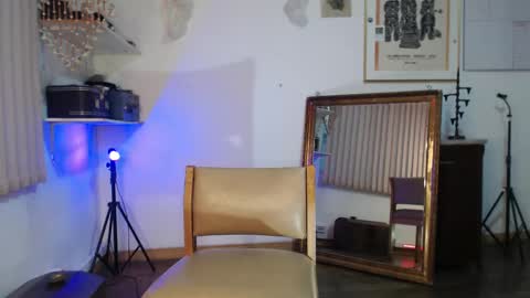 Snapshot of siriss_boyrag chatting on 09-25-25, 10:35 siriss_boyrag online show from 09-25-25, 10:35