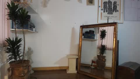 Snapshot of siriss_boyrag chatting on 10-02-25, 09:00 siriss_boyrag online show from 10-02-25, 09:00