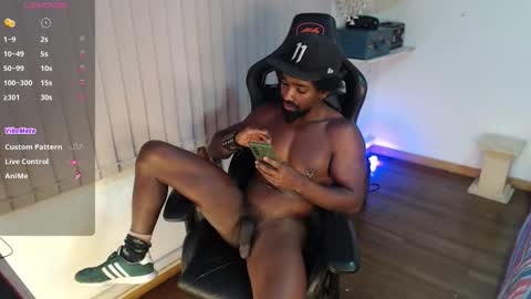 Snapshot of siriss_boyrag chatting on 12-04-25, 01:48 siriss_boyrag online show from 12-04-25, 01:48