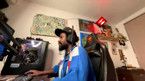 Snapshot of siriss_boyrag chatting on 02-08-26, 01:09 siriss_boyrag online show from 02-08-26, 01:09