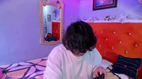 Snapshot of sirius_angels chatting on 12-05-24, 12:30 Sirius angels online show from 12-05-24, 12:30