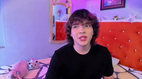 Snapshot of sirius_angels chatting on 12-05-24, 08:33 Sirius angels online show from 12-05-24, 08:33