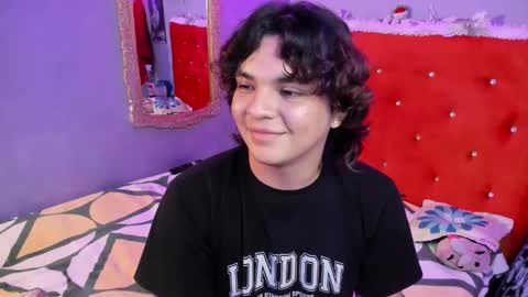 Snapshot of sirius_angels chatting on 12-24-24, 05:23 Sirius angels online show from 12-24-24, 05:23