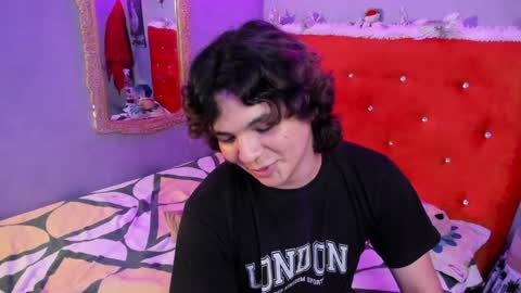 Snapshot of sirius_angels chatting on 12-24-24, 08:27 Sirius angels online show from 12-24-24, 08:27