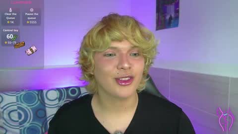 Snapshot of sirius_angels chatting on 10-03-25, 07:55 Sirius angels online show from 10-03-25, 07:55