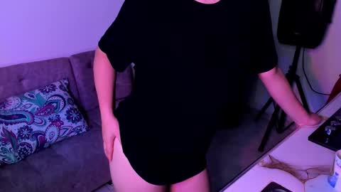 Snapshot of sirius_angels chatting on 02-12-26, 02:50 Sirius angels online show from 02-12-26, 02:50