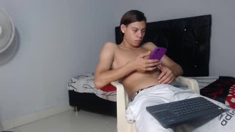 Snapshot of sirryant chatting on 12-03-25, 02:30 SIR RYANT online show from 12-03-25, 02:30