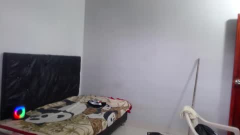 Snapshot of sirryant chatting on 02-18-26, 06:37 SIR RYANT online show from 02-18-26, 06:37